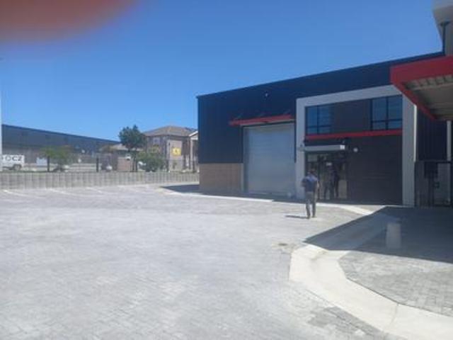 Commercial for rent in Port Elizabeth, Eastern Cape