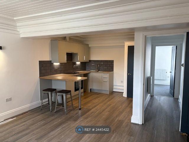 Apartment for rent in Town, Merthyr