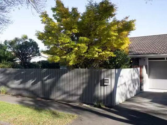 House for rent in Chaslands, Canterbury