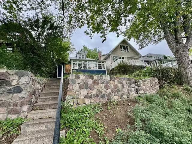 House for rent in Wedgewood, Alberta
