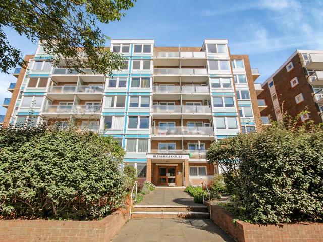 Apartment for rent in Aldrington