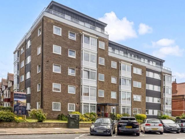 Apartment for rent in Aldrington