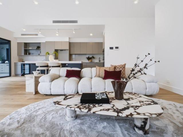 House for sale in Burleigh Waters, Gold Coast City
