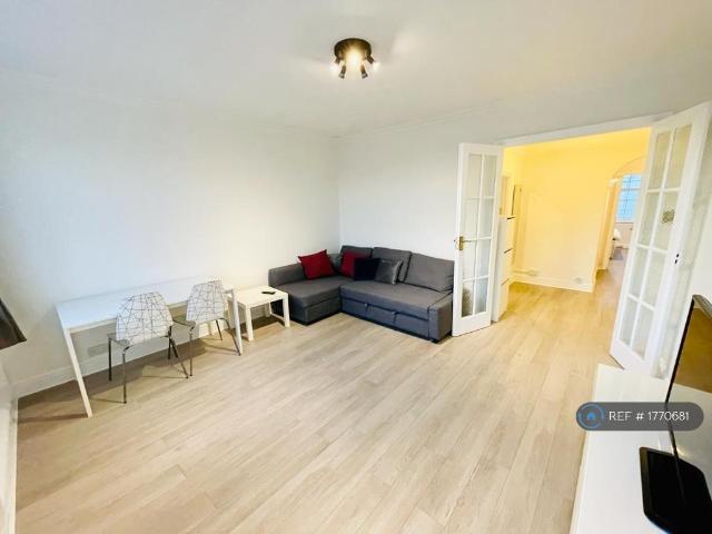 House for rent in South Hampstead, Greater London
