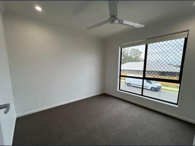Townhouse for rent in Toombul, Queensland