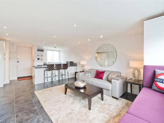 Apartment for rent in Saint Giles, Bloomsbury