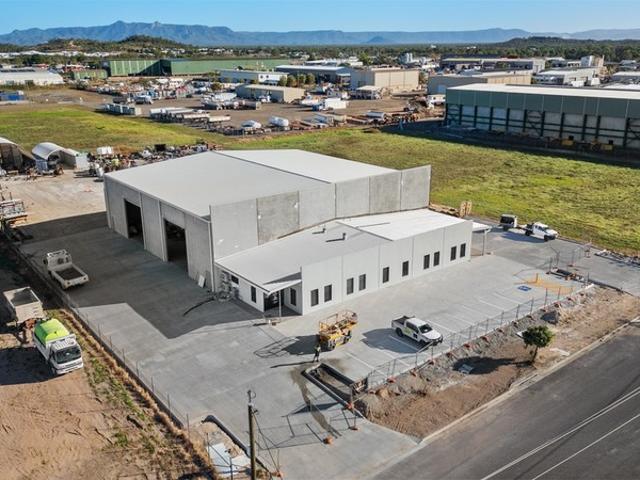 Warehouse for rent in Bohle, Queensland
