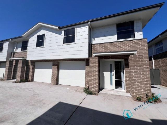 Townhouse for rent in Sydney, New South Wales