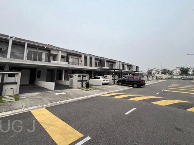 Townhouse for sale in Bandaraya Klang, Klang