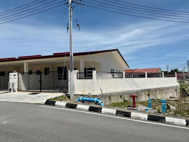 Terraced House for sale in Long Miri, Sarawak