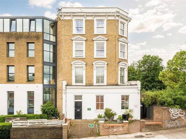 Apartment for rent in London Borough of Lewisham, New Cross