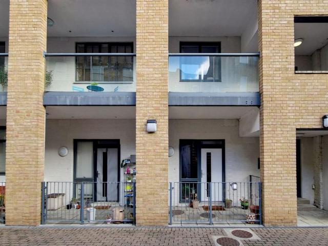 Apartment for rent in London Borough of Lewisham, Greater London