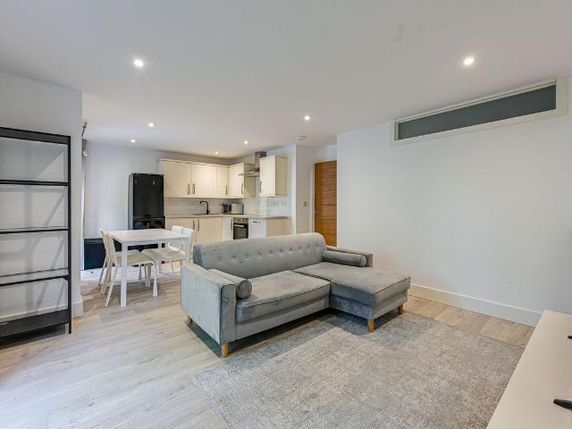 Apartment for rent in London Borough of Lewisham, New Cross
