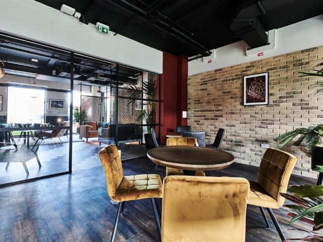 Apartment for rent in Nangreaves, Wales