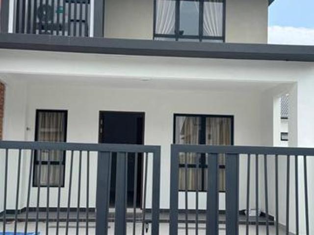 Terraced House for rent in Sendayan Village, Negeri Sembilan