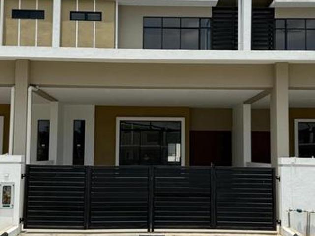Terraced House for rent in Bintulu