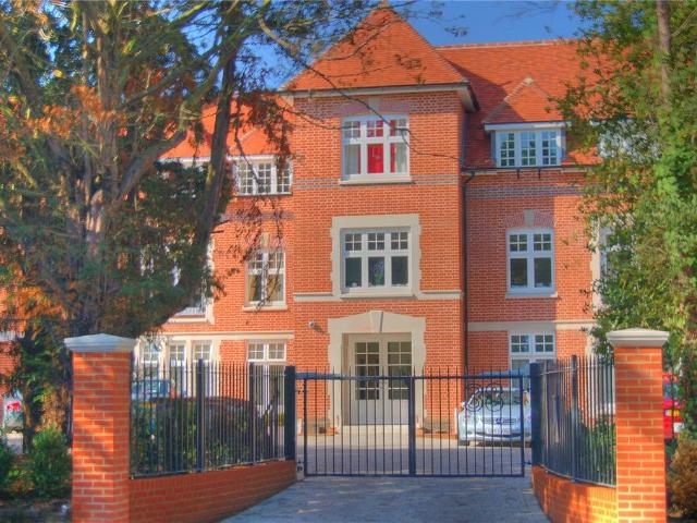Apartment for rent in Longport, Canterbury