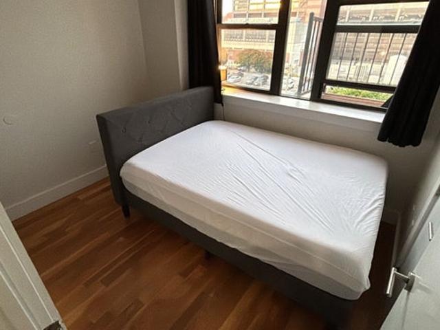 Room for rent in Arverne, New York