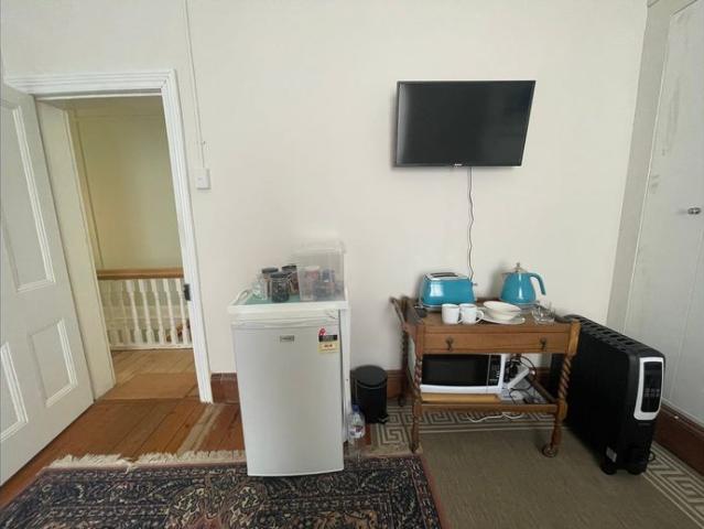 Granny Flat for rent in Glen Innes, New South Wales
