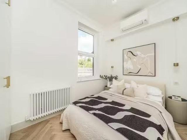 House for sale in Primrose Hill, Belsize Park House for sale in Primrose Hill, Belsize Park