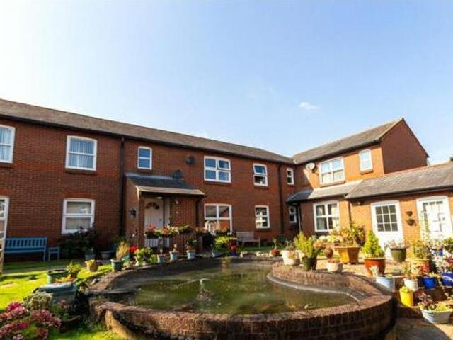 House for sale in Five Acres, Hertfordshire