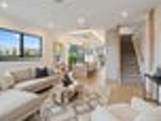 House for sale in Awhitu