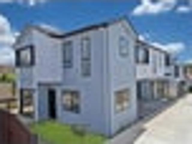 House for sale in New Windsor