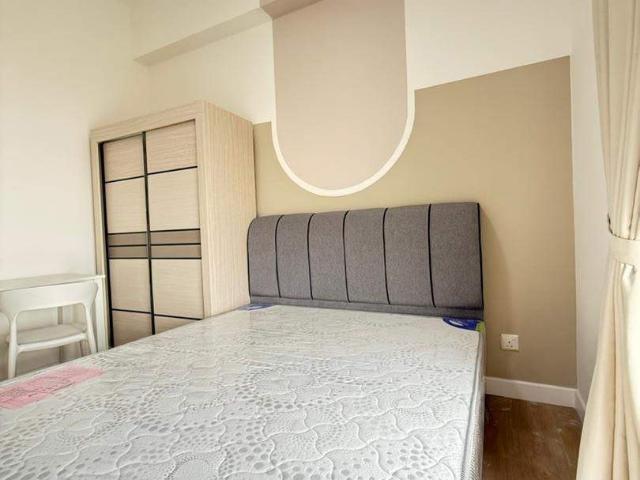 Room for rent in PJU 8, Petaling Jaya