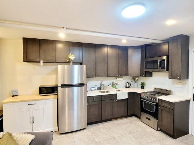 Room for rent in Arverne, New York