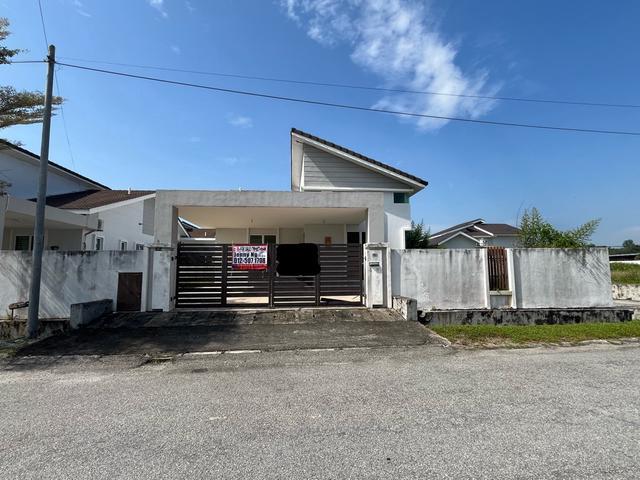 Bungalow for sale in Perak, Batu Gajah