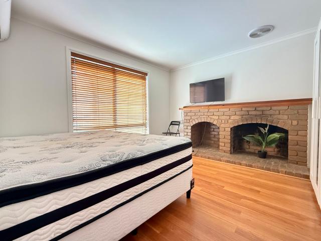 Apartment for rent in Albanvale, Victoria