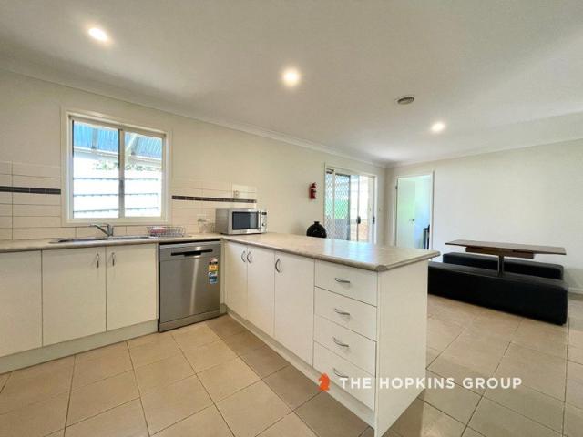 Granny Flat for rent in Pakenham, Melbourne