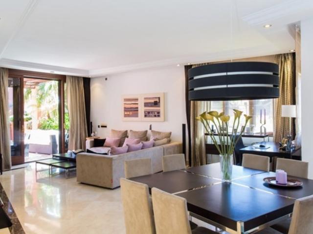 Apartamento en alquiler en Resinera-Voladilla, Costa del Sol Occidental