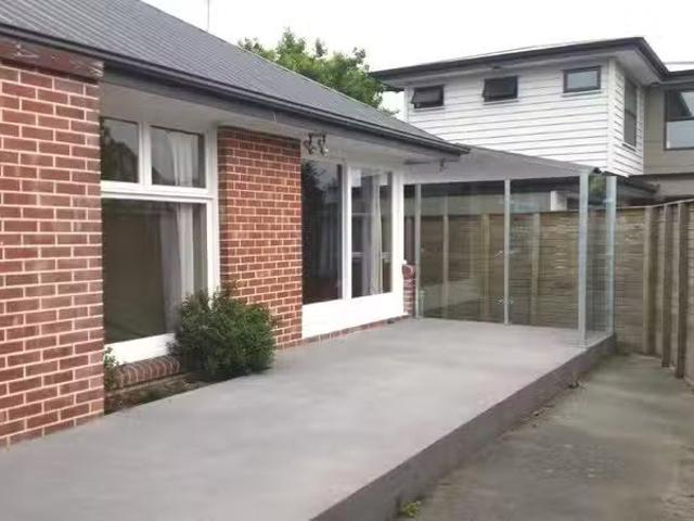 House for rent in Chaslands, Canterbury