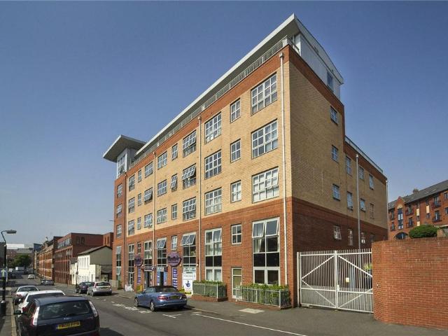 Apartment for rent in Park Central, Birmingham