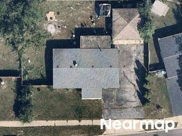 House for sale in Aurora, Illinois