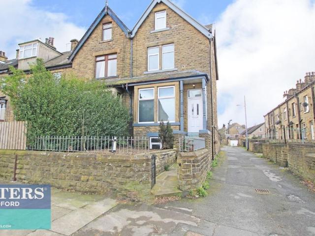 Room for rent in West Bowling, West Yorkshire
