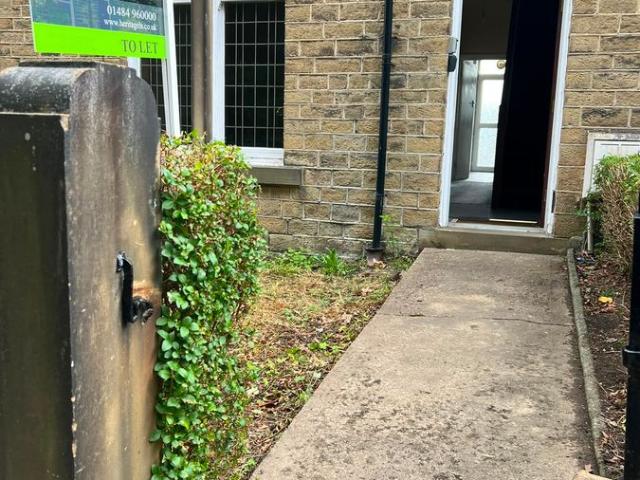 House for rent in Lindley, West Yorkshire