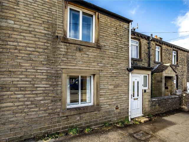 House for rent in Outlane, West Yorkshire