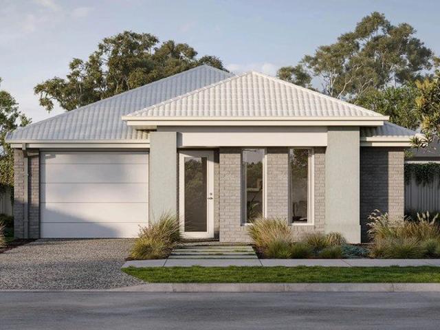Cottage for sale in Toombul, Queensland