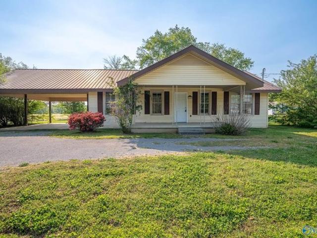 House for sale in New Hope, Alabama