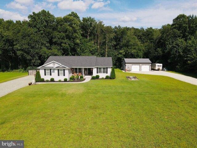 House for sale in Willards