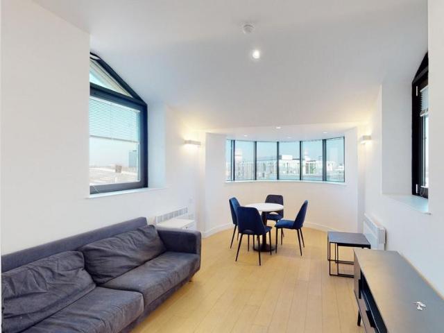 Apartment for rent in London Borough of Hounslow, Spring Grove