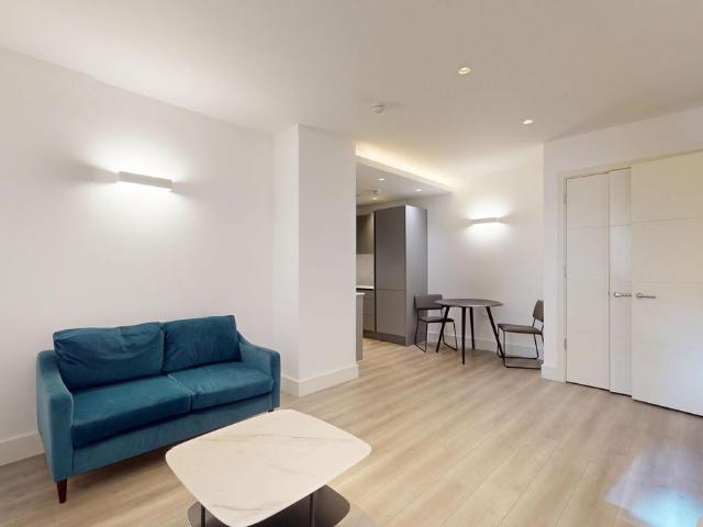 Apartment for rent in London Borough of Hounslow, Spring Grove