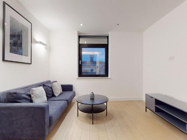 Apartment for rent in London Borough of Hounslow, Greater London