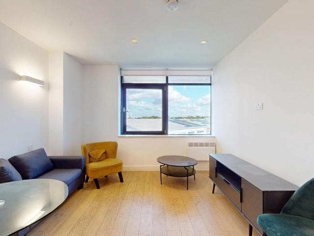 Apartment for rent in London Borough of Hounslow, Spring Grove