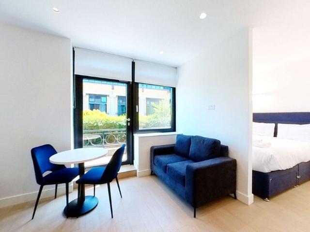 Studio for rent in London Borough of Hounslow, Spring Grove