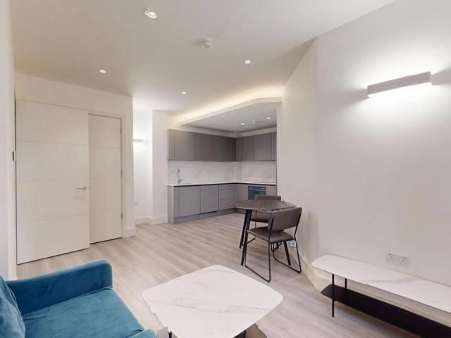 House for rent in London Borough of Hounslow, Spring Grove