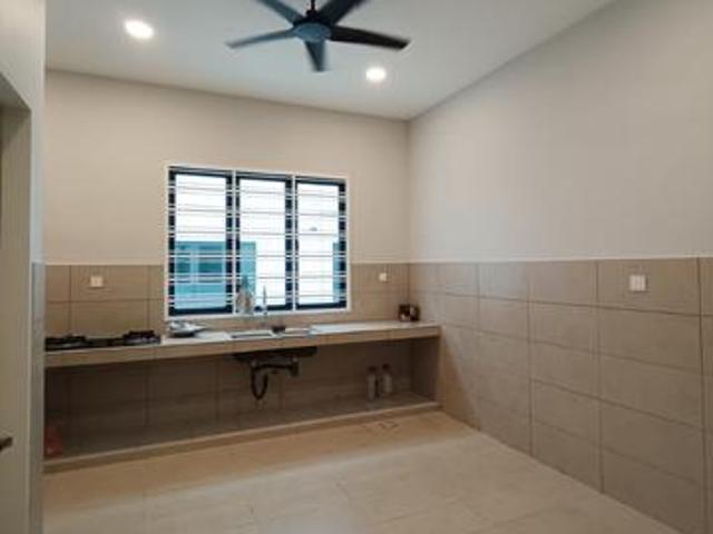 Terraced House for rent in Malaka