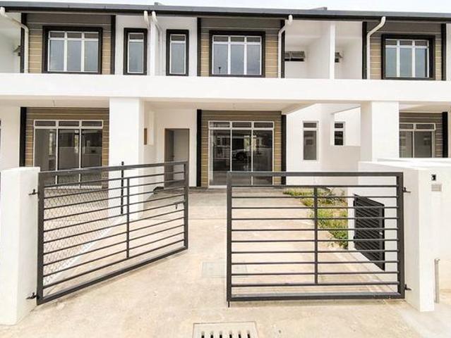 Terraced House for sale in Tanjong Sepat, Selangor